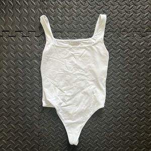 Aritzia babaton contour body suit